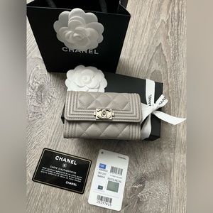 Chanel flap card holder